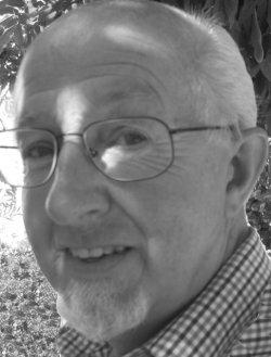 Harry Andrews